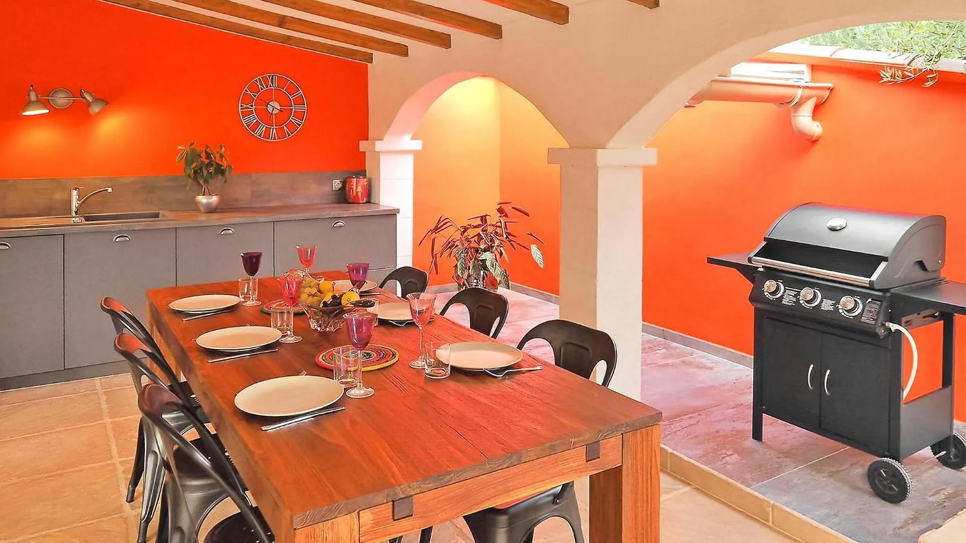 La Musicienne De Paradou Holiday home