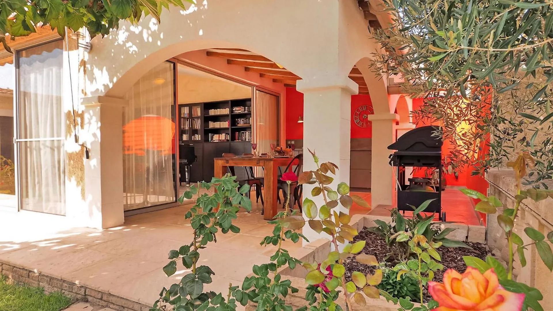 La Musicienne De Paradou Holiday home